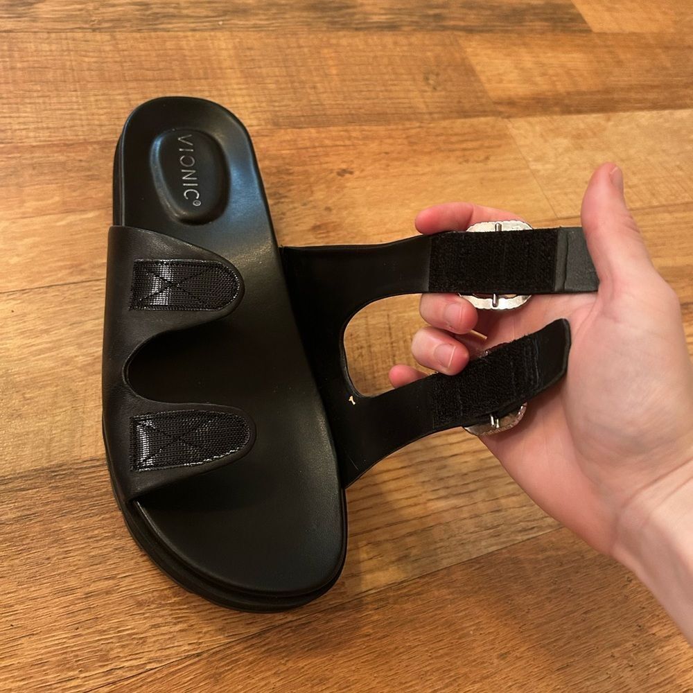 Vionic Women’s Size 9 Solid Black Rhinestone Buck… - image 7